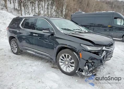 2022 Chevrolet Traverse Premier z USA, uszkodzony, nr VIN 1GNEVKKW4NJ189619